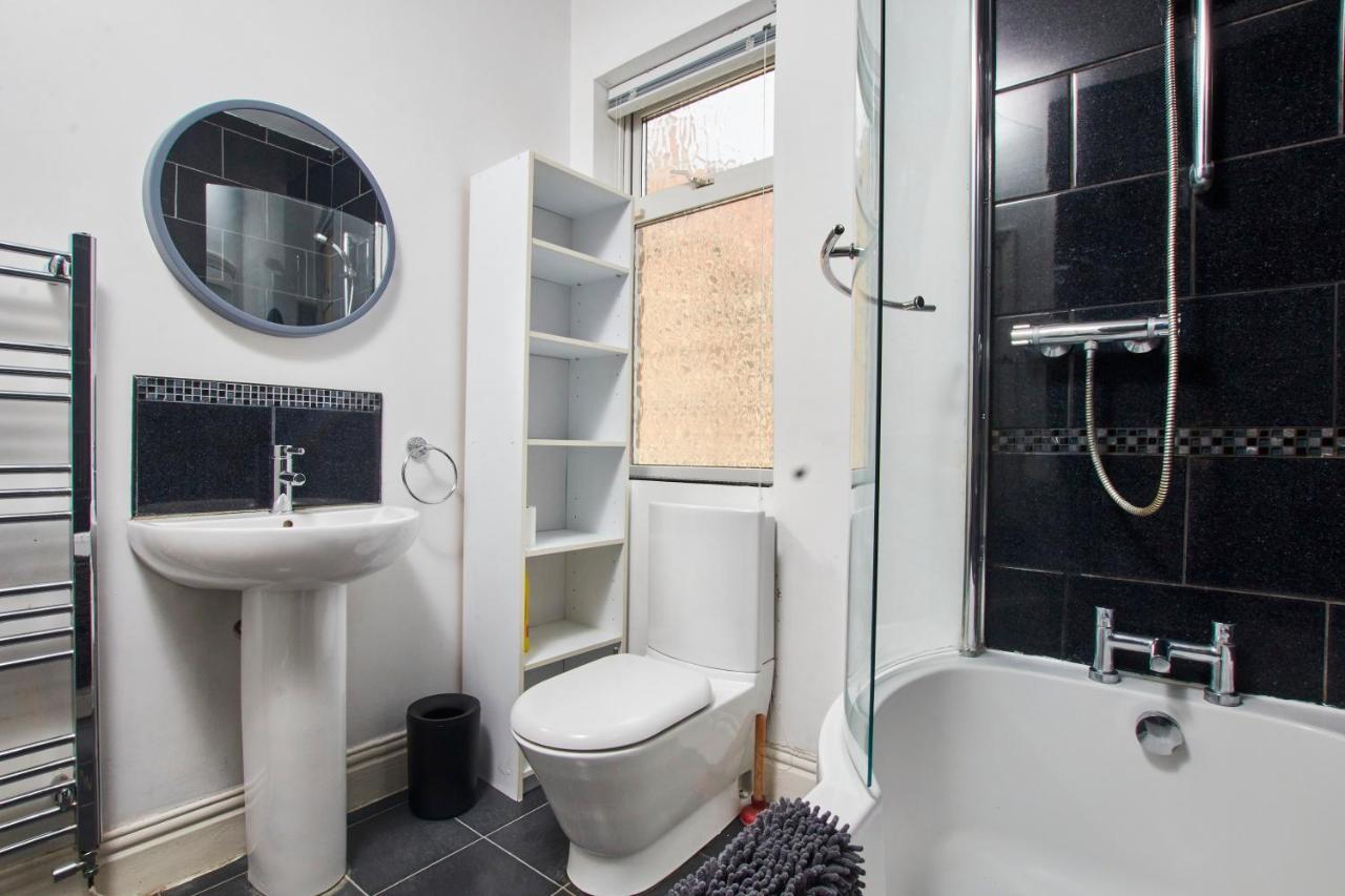 Stylish 2 Bedroom Flat - Close To Newcastle City Centre Гейтсхед Екстериор снимка